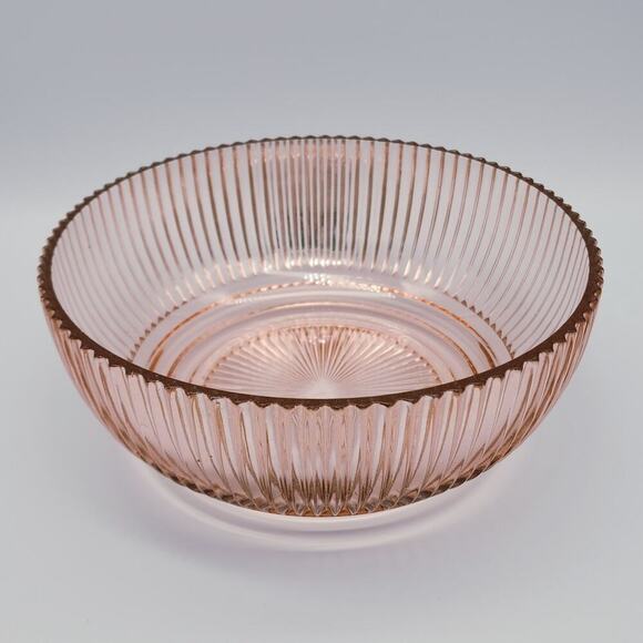 Anchor Hocking Pink Depression Glass Bowl 8.75" Queen Mary Vertical Ribbed VTG - Picture 1 of 11